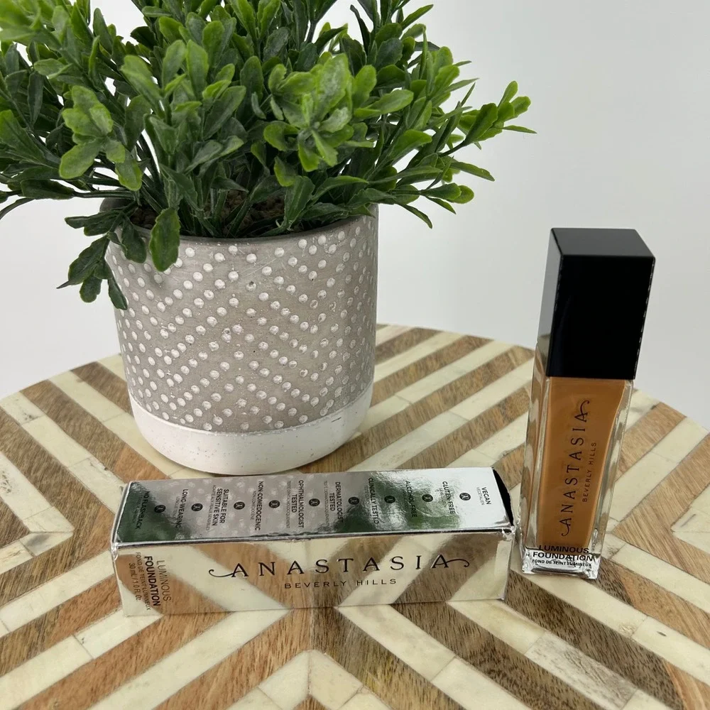 Anastasia Beverly Hills Luminous Foundation 480C Deep Skin Cool Undertone 1ozNew